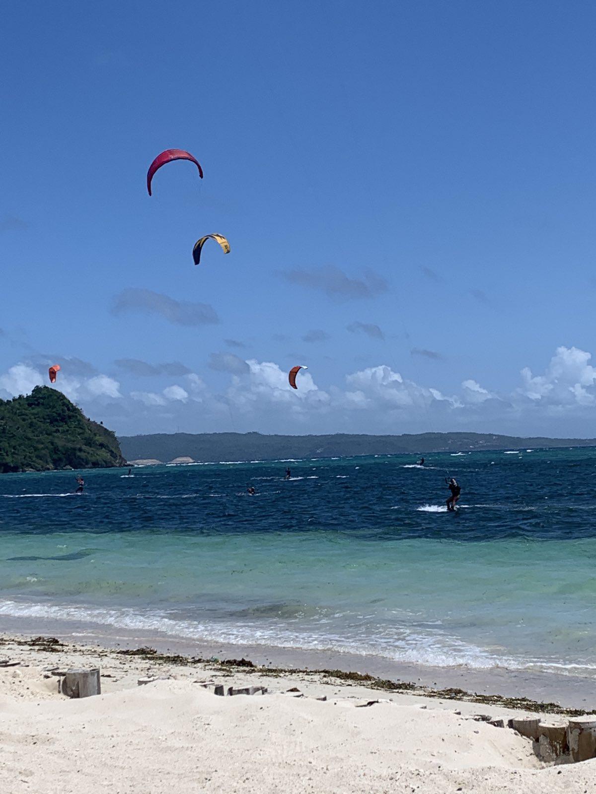 Banana Bay Boracay 3*